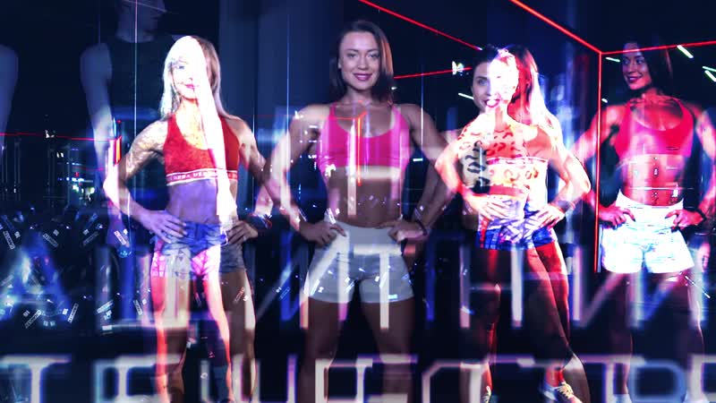 Слабый пол поздравляет