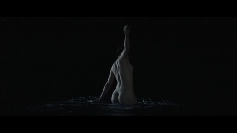 Соко (soko nude scenes in "voir du pays" 2016)