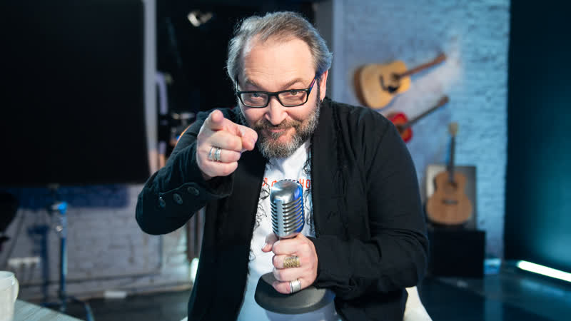 Сурганова, zorikto и док о том, как начиналась пандемия свежий «би коз»