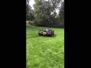 Koenigsegg agera rs