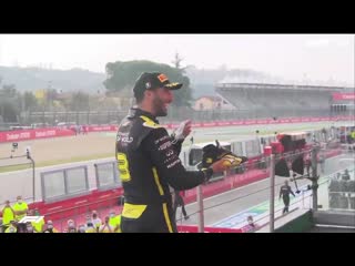 Daniel ricciardo + podium + shoey = day saved #imolagp