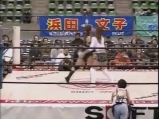 Nanae takahashi, ayako hamada vs kayo noumi, takako inoue (1)