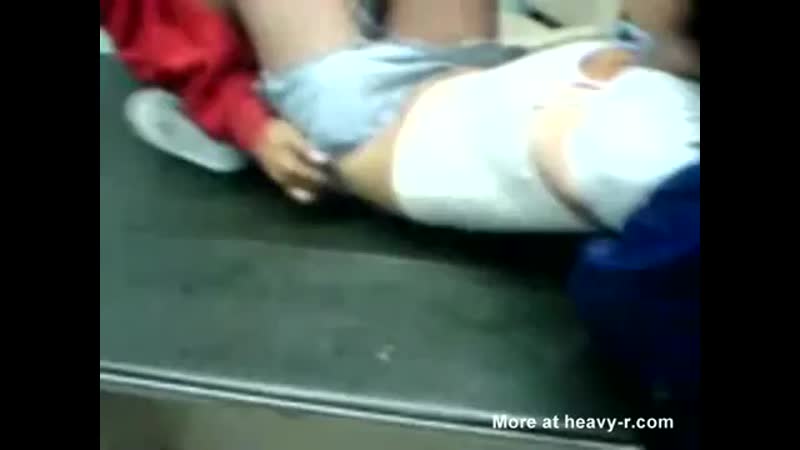 Молодые раздевают девушку