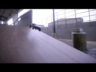 The ultimate line ¦ traxxas slash 4x4 skatepark session