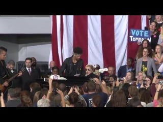 Lady gaga bad romance (live @ hillary clinton’s rally in north carolina)
