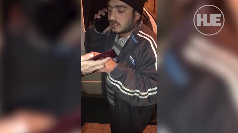 Полицейский гинеколог словесно напал на безобидного мигранта, который, возможно, трезв