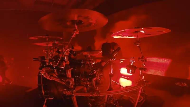 Bleed from within into nothing (live in 2020) taken from “viral hysteria“