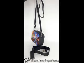 Сумочки с двумя комплектами ремней