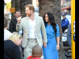 Duke and duchess of sussex go for royal walkabout in cape town