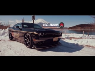 Dodge challenger на 22 х дисках