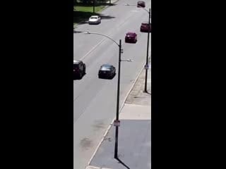 Ripsave dude throws rocks at car, instantly regrets