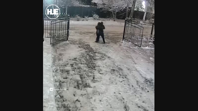 В парке украли настенный обогреватель из местного туалета