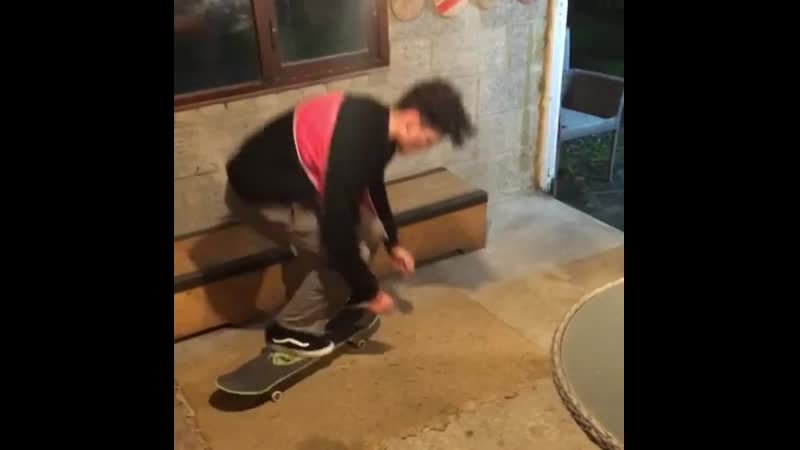 Jamie griffin / nollie inward heel late heel?