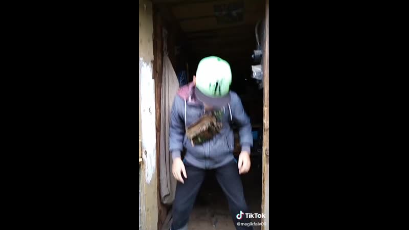 Девочки и тик ток daя багатый уебак