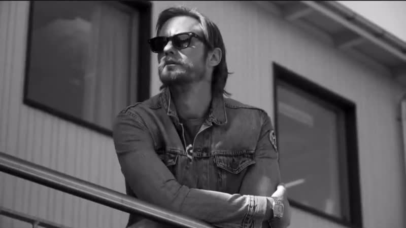 Video from hammarby featuring alexander skarsgård (and zlatan ibrahimović)!