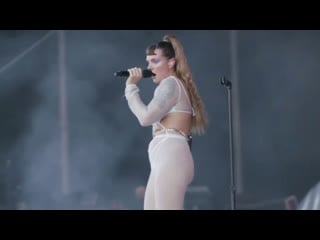 Tove lo live at bonnaroo 2022