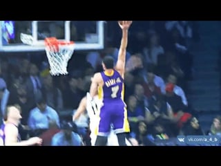 Larry nance jr puts lopez on a poster| ачб