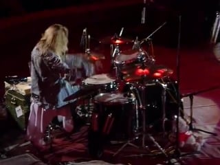 Лера лера барабаны( нереальное драм соло)