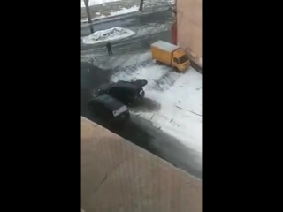 Автобитва двух дамочек