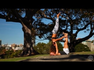 Acroyoga cello flow with honza claudine lafond, yogabeyond