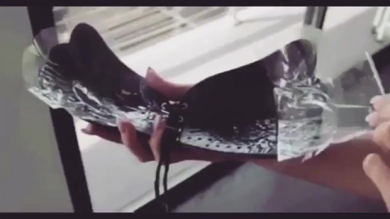 Бюстгальтер невидимка fly bra