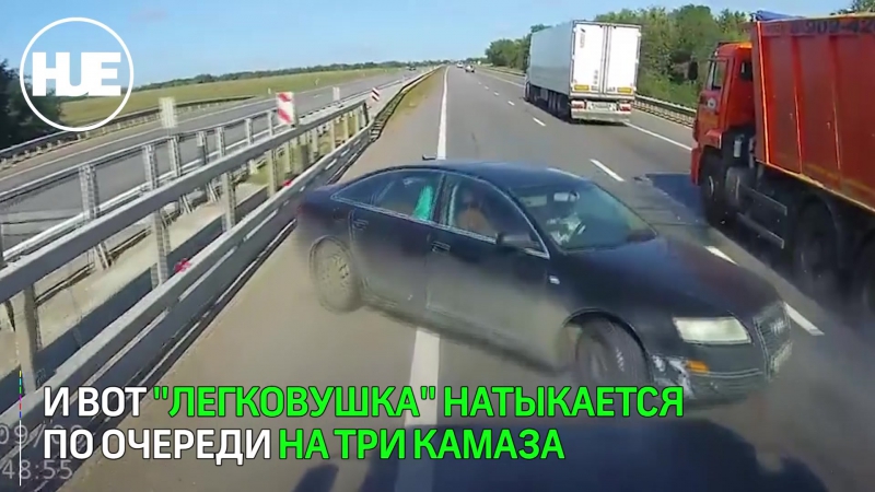 В воронежской области обочечник жестко встрял между камазами