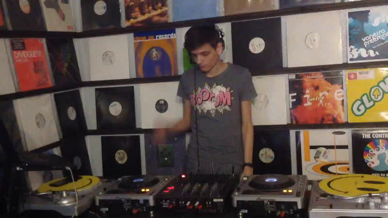 Dj vojo tropical house set #20 (live )