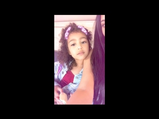 Kim kardashian newest snapchat videos january 2017 (30)