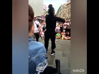 Lau is dancing again on piccadilly circus london 8/1/2018 via @eleniolivia igs 👻