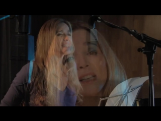 Le clip les mystères de lamour par hélène (2011)