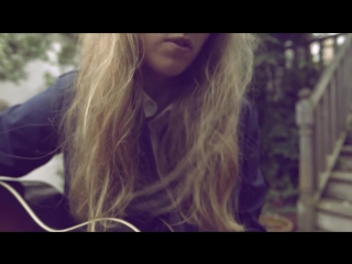 You come down by marika hackman burberry acoustic