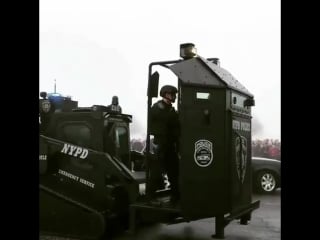 @nypd testing out their equipment #thinblueline