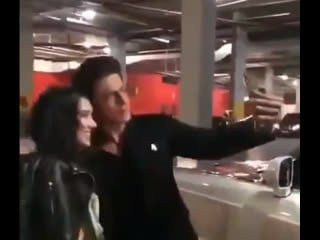 Shahrukhkhan @iamsrk doing selfies with a fan in london @arsenal match