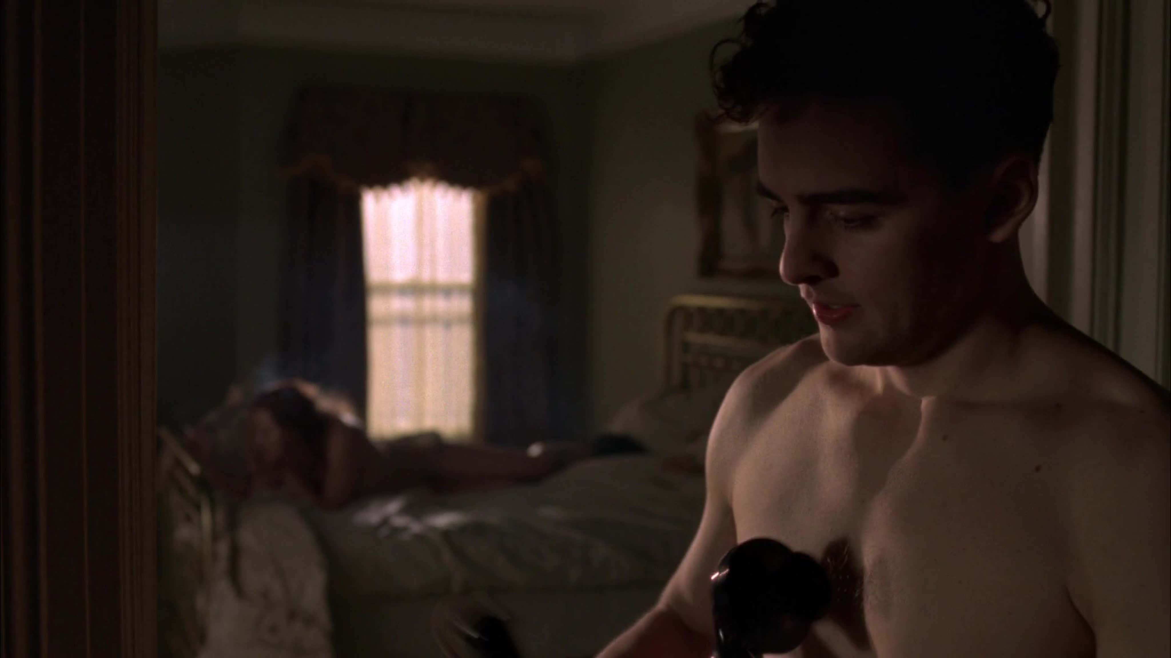 Vincent piazza in boardwalk empire s01e06