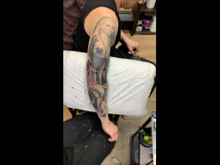 Работаем💪💣 алина докатывает рукавчик#домболибашня 89254212000