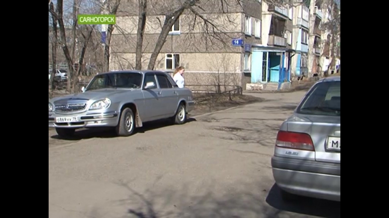 В саяногорске на территории молодые сада секс сразу две горячее