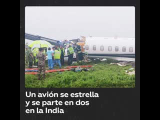 Un avión se estrella y se desmorona durante aterrizaje en bombay