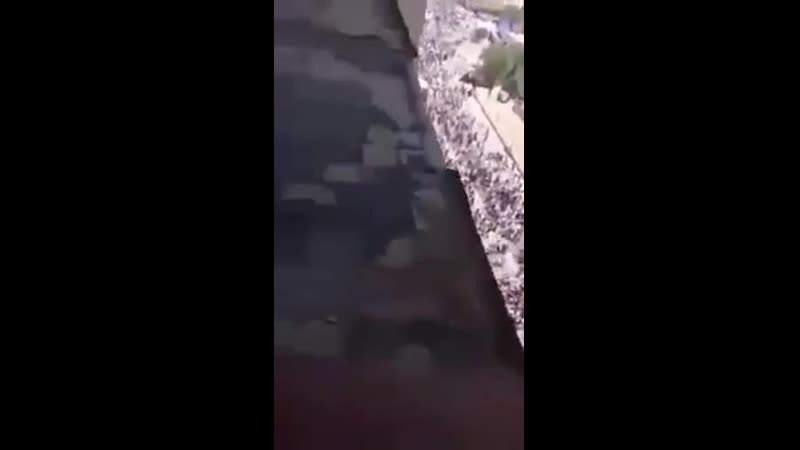 Protests in baghdad growing very fast, since 1st october, thousands of iraqis have taken to the streets to protest against corru