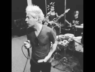 Powerman 5000 gimme all your lovin' (zz top cover)