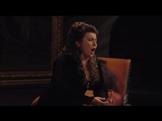 Tosca (maria guleghina, salvatore licitra, leo nucci; luca ronconi, riccardo muti, 2000)