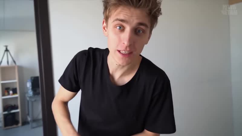 [ютуб чётам] мамикс опять троллит влада а4 / у бумаги негодный контент ?