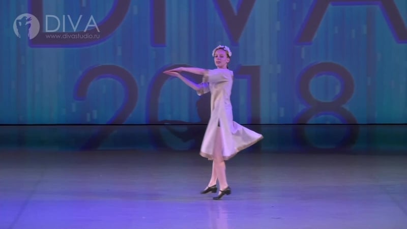 Стилизация народного танца, "гарная", соло кухаренко алёна, руководитель ольга завиялова