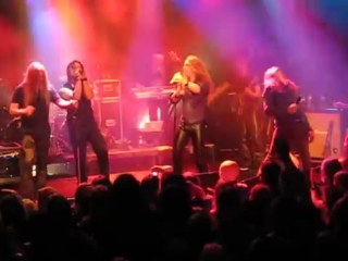 Northern kings kiss from a rose @ tavastia, helsinki