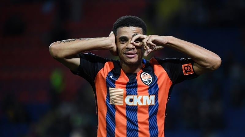 Повтори празднование – выиграй футболку с автографом тайсона