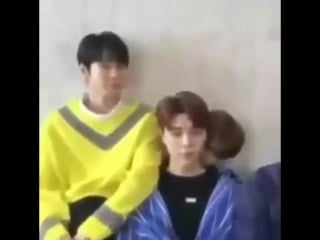 Omg this fucking video where haechan is kissing johnnys neck and johnny looks so confused