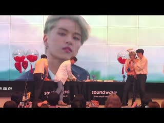 190814 슈피겐홀 팬싸인회 9394라인 선긋기 ㅋㅋㅋㅋㅋㅋㅋ 왜케 기워여 너희ㅋㅋㅋㅋㅋ 더로즈 therose red 우성 도준 하준 재형