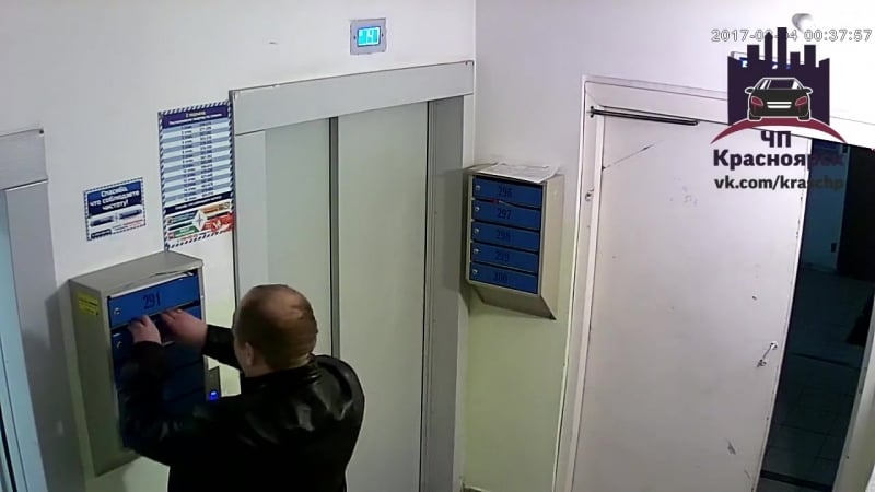 Ответственный житель навел порядок в подьезде