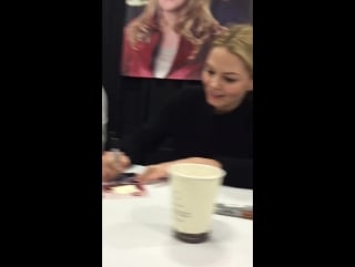 Jennifer morrison autograph session wwcc