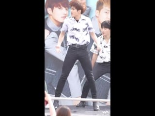 [fancam] 160604 bts save me (jungkook focus) @ "family love day" smart event
