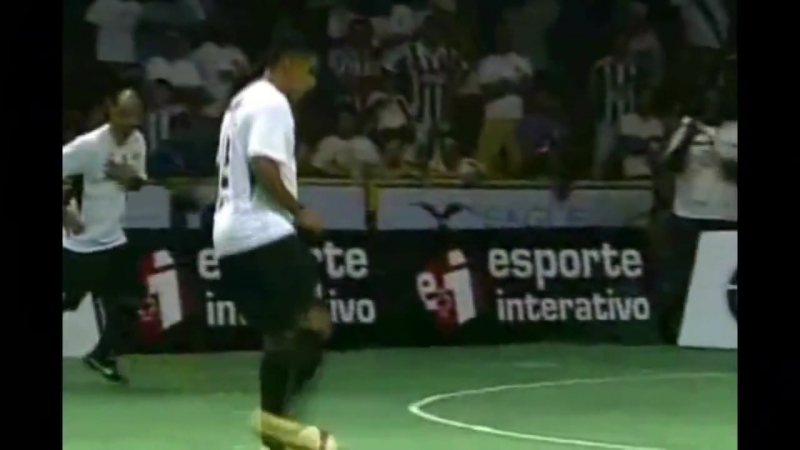 Шедевральный штрафной от бразильца фалькао